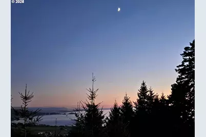 Harbor Hills Hts #308, Brookings, OR 97415 - Photo 5