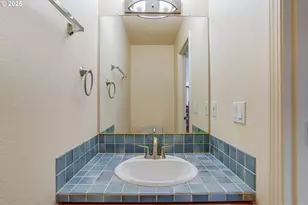 12064 SE Grand Vista Dr, Clackamas, OR 97015 - Photo 15