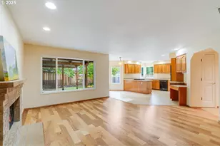 12064 SE Grand Vista Dr, Clackamas, OR 97015 - Photo 9