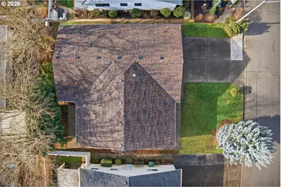 1350 Dogwood Dr, Woodburn, OR 97071 - Photo 31