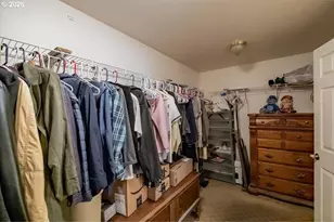 1396 Cascade Dr, Lebanon, OR 97355 - Photo 21