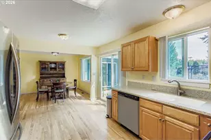 1700 SE 4th St, Gresham, OR 97080 - Photo 9