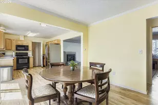 1700 SE 4th St, Gresham, OR 97080 - Photo 7