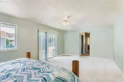 1700 SE 4th St, Gresham, OR 97080 - Photo 11