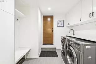 7037 SW Canby Ln, Portland, OR 97223 - Photo 33