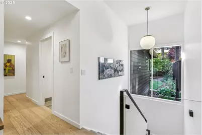 7037 SW Canby Ln, Portland, OR 97223 - Photo 21