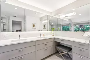 7037 SW Canby Ln, Portland, OR 97223 - Photo 25