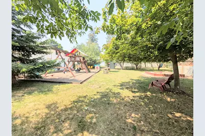 3201 N 4th St, La Grande, OR 97850 - Photo 43