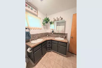 3201 N 4th St, La Grande, OR 97850 - Photo 27