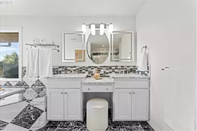 1727 NW Ogden St, Camas, WA 98607 - Photo 19