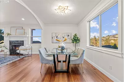 1727 NW Ogden St, Camas, WA 98607 - Photo 3