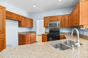 4060 Hampshire Ln, Eugene, OR 97404 - Photo 11