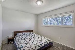 13614 SE Harrison Ct, Portland, OR 97233 - Photo 23