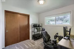 13614 SE Harrison Ct, Portland, OR 97233 - Photo 25