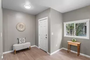 10503 NW 3rd St, Portland, OR 97231 - Photo 15