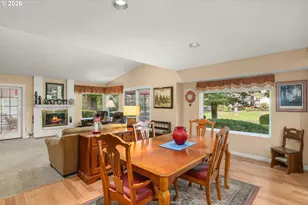 10590 SW Century Oak Dr, Portland, OR 97224 - Photo 11
