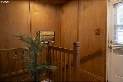 8015 SE Bush St, Portland, OR 97206 - Photo 27