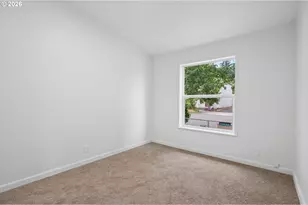 12420 SE Bush St, Portland, OR 97236 - Photo 25