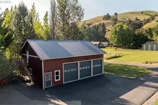 418 Rivershore Dr, Roseburg, OR 97470 - Photo 25