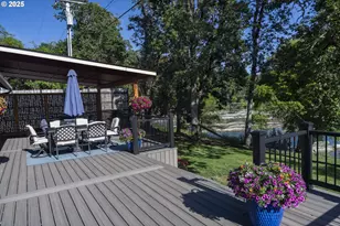 418 Rivershore Dr, Roseburg, OR 97470 - Photo 41