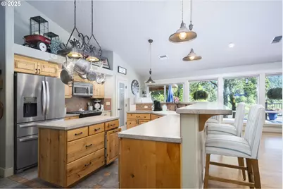 418 Rivershore Dr, Roseburg, OR 97470 - Photo 15