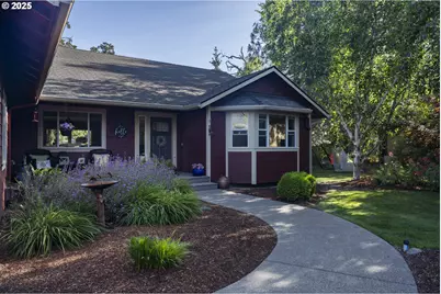 418 Rivershore Dr, Roseburg, OR 97470 - Photo 7