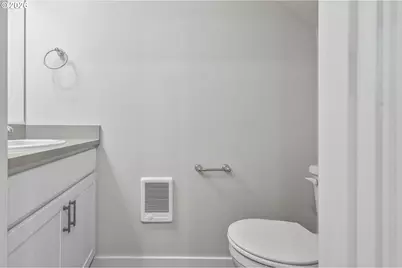 9253 E Burnside St, Portland, OR 97216 - Photo 5