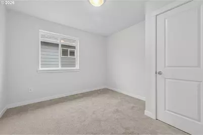 9253 E Burnside St, Portland, OR 97216 - Photo 13