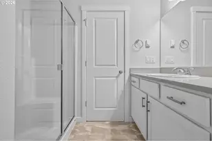 9253 E Burnside St, Portland, OR 97216 - Photo 9