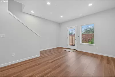 9253 E Burnside St, Portland, OR 97216 - Photo 25