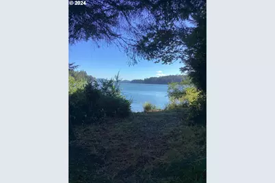 83615 Clear Lake Rd #10, Florence, OR 97439 - Photo 3