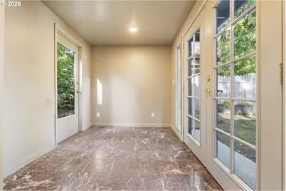 5399 W Sunset Dr, Lake Oswego, OR 97035 - Photo 25