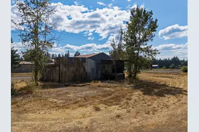 24909 W Broadway Ave, Veneta, OR 97487 - Photo 7