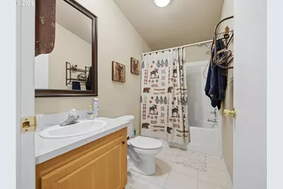 271 S Fairway Rd #B, Tygh Valley, OR 97063 - Photo 17