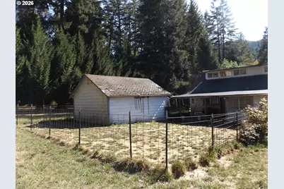1144 Starveout Creek Rd, Azalea, OR 97410 - Photo 17