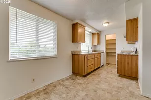 1104 56th St, Springfield, OR 97478 - Photo 11