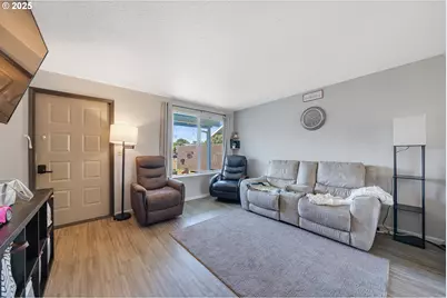 3602 Walnut Ln, Tillamook, OR 97141 - Photo 13