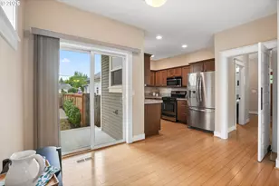 3262 NE Rosa Parks Way, Portland, OR 97211 - Photo 15