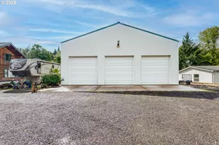 39582 Little Fall Creek Rd, Fall Creek, OR 97438 - Photo 43