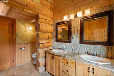 39582 Little Fall Creek Rd, Fall Creek, OR 97438 - Photo 25