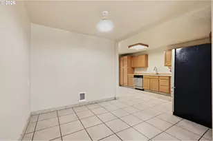 485 21st St, Springfield, OR 97477 - Photo 5