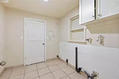 485 21st St, Springfield, OR 97477 - Photo 23