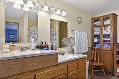582 Valley View Rd, Sutherlin, OR 97479 - Photo 21