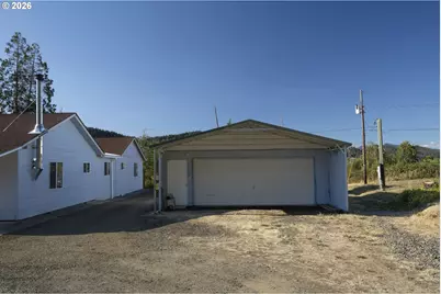 582 Valley View Rd, Sutherlin, OR 97479 - Photo 39