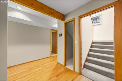 14230 Dolph Ct, Lake Oswego, OR 97034 - Photo 31