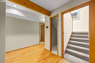 14230 Dolph Ct, Lake Oswego, OR 97034 - Photo 31