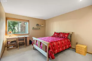 14230 Dolph Ct, Lake Oswego, OR 97034 - Photo 29