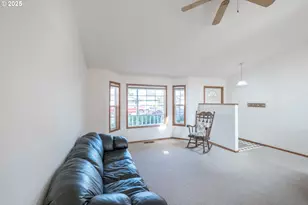 980 Cleveland St, Aumsville, OR 97325 - Photo 7