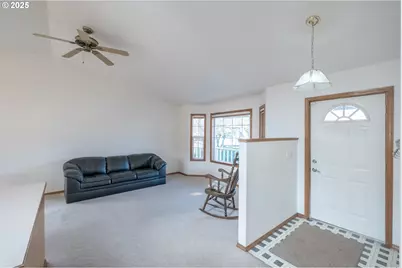 980 Cleveland St, Aumsville, OR 97325 - Photo 5