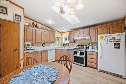 32402 Shoop Ln, Hermiston, OR 97838 - Photo 15